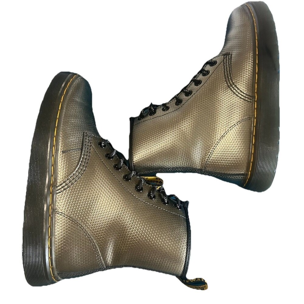 Dr. Martens Zavala 8 Eye Gunmetal Silver Textured Leather Boots Womens US 7/Eu38 - Picture 7 of 10